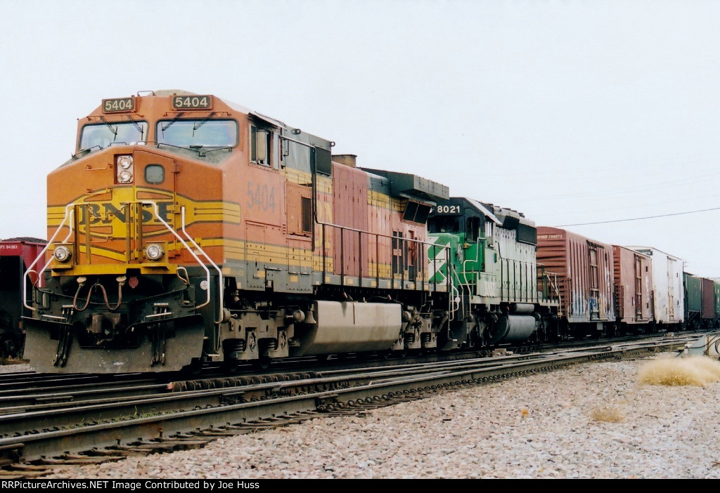 BNSF 5404 East